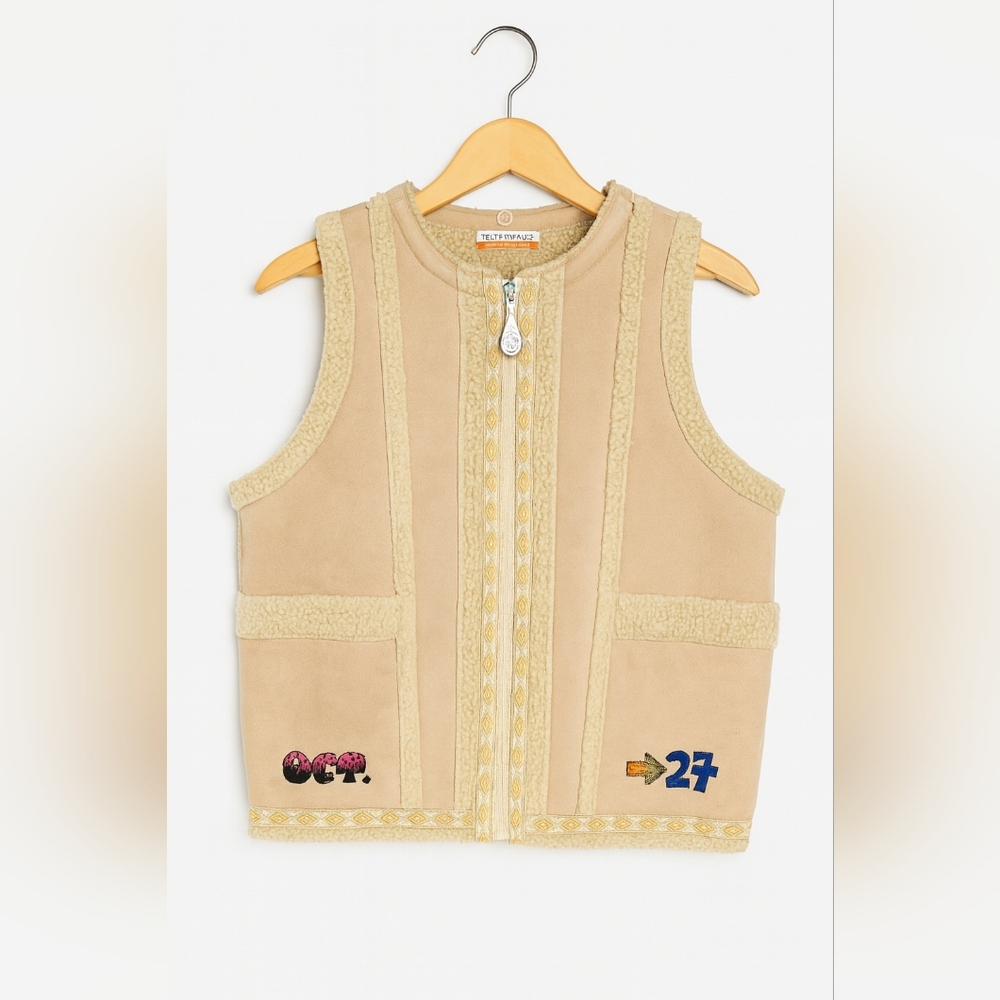 Vintage Castelbajac Kids Sport “Rocky Bear Band” Sherpa Vest – Size 130